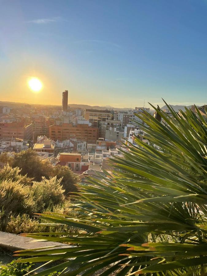 Hanna'S Estudio Deluxe Alicante Eksteriør bilde